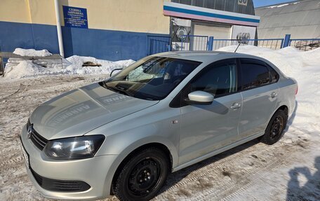 Volkswagen Polo VI (EU Market), 2014 год, 700 000 рублей, 1 фотография