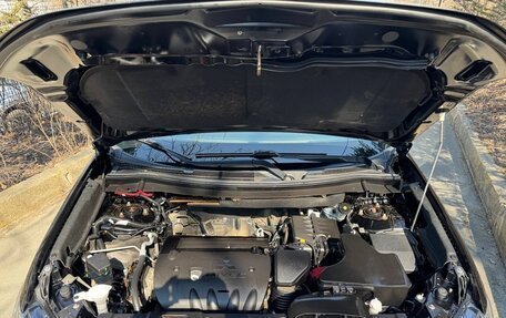 Mitsubishi Outlander III рестайлинг 3, 2017 год, 1 900 000 рублей, 29 фотография