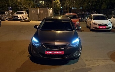 Opel Astra J, 2011 год, 850 000 рублей, 1 фотография