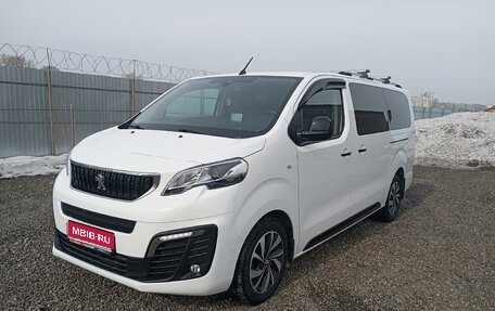 Peugeot Traveller I, 2021 год, 3 250 000 рублей, 1 фотография
