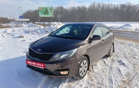 KIA Rio III рестайлинг, 2015 год, 800 000 рублей, 2 фотография