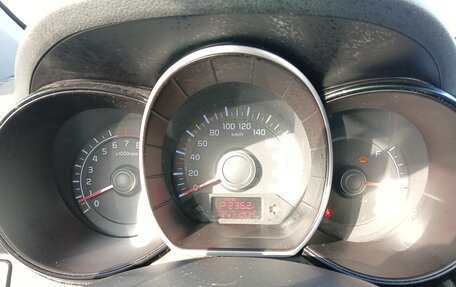 KIA Rio III рестайлинг, 2015 год, 800 000 рублей, 16 фотография