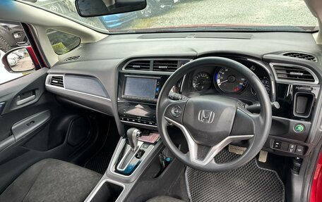 Honda Shuttle II, 2017 год, 1 200 000 рублей, 18 фотография