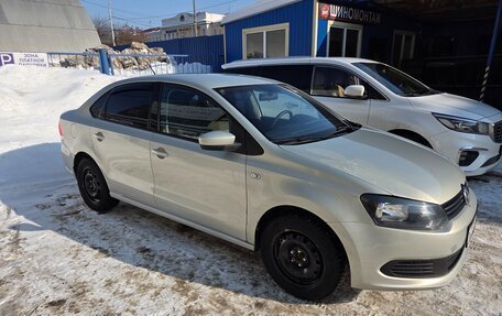 Volkswagen Polo VI (EU Market), 2014 год, 700 000 рублей, 4 фотография
