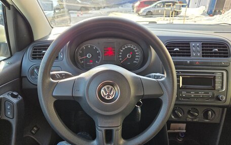 Volkswagen Polo VI (EU Market), 2014 год, 700 000 рублей, 11 фотография