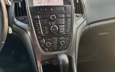 Opel Astra J, 2014 год, 970 000 рублей, 8 фотография