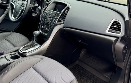 Opel Astra J, 2014 год, 970 000 рублей, 5 фотография