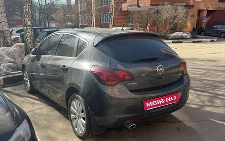 Opel Astra J, 2011 год, 850 000 рублей, 5 фотография