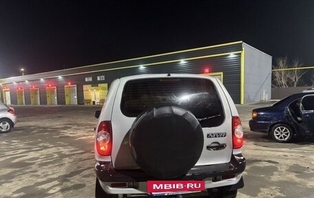 Chevrolet Niva I рестайлинг, 2003 год, 310 000 рублей, 4 фотография