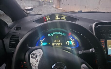 Nissan Leaf I, 2016 год, 1 420 000 рублей, 10 фотография