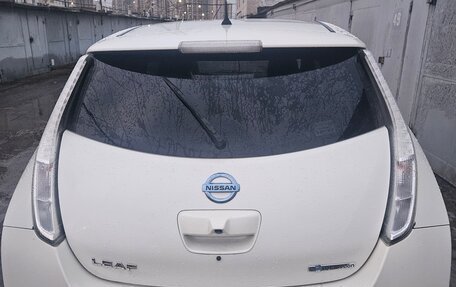 Nissan Leaf I, 2016 год, 1 420 000 рублей, 3 фотография