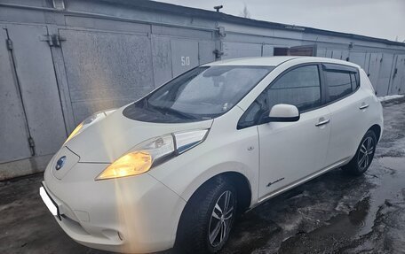 Nissan Leaf I, 2016 год, 1 420 000 рублей, 16 фотография