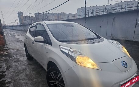 Nissan Leaf I, 2016 год, 1 420 000 рублей, 13 фотография