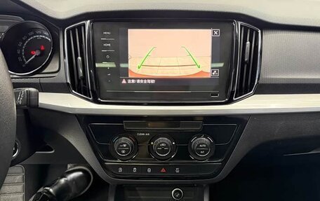 Skoda Kamiq I, 2022 год, 1 550 000 рублей, 10 фотография