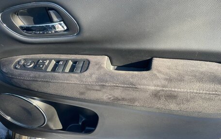 Honda Vezel, 2019 год, 1 520 000 рублей, 15 фотография