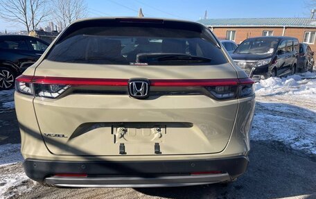 Honda Vezel, 2022 год, 1 600 000 рублей, 6 фотография