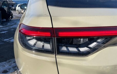 Honda Vezel, 2022 год, 1 600 000 рублей, 27 фотография