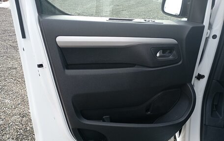 Peugeot Traveller I, 2021 год, 3 250 000 рублей, 10 фотография