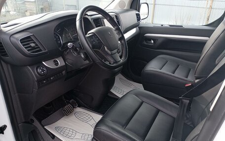 Peugeot Traveller I, 2021 год, 3 250 000 рублей, 9 фотография