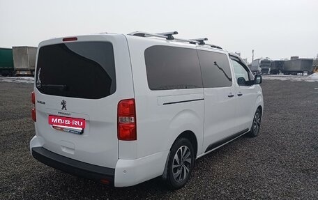 Peugeot Traveller I, 2021 год, 3 250 000 рублей, 3 фотография