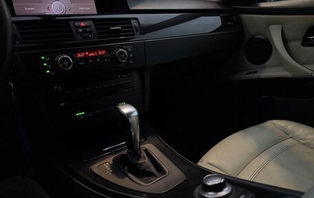 BMW 3 серия, 2008 год, 1 700 000 рублей, 15 фотография