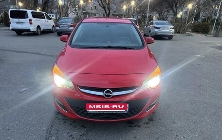 Opel Astra J, 2012 год, 650 000 рублей, 2 фотография