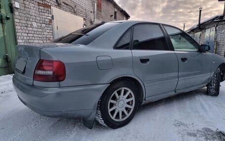 Audi A4, 2000 год, 420 000 рублей, 3 фотография