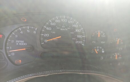 Chevrolet Tahoe II, 2005 год, 750 000 рублей, 11 фотография