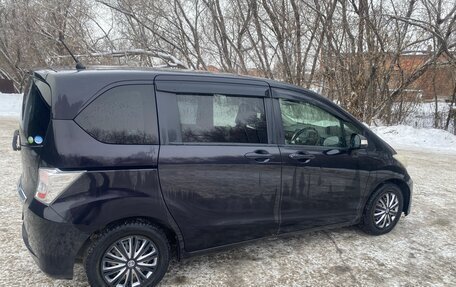 Honda Freed I, 2012 год, 1 099 000 рублей, 22 фотография