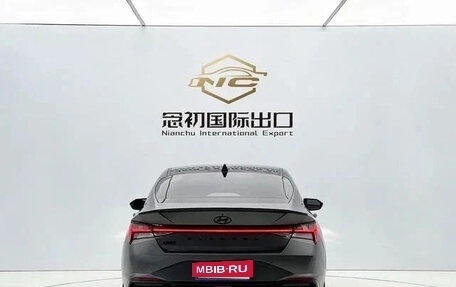 Hyundai Elantra, 2022 год, 1 290 000 рублей, 5 фотография