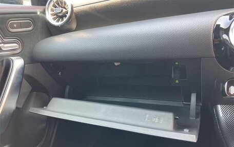 Mercedes-Benz CLA, 2022 год, 2 300 000 рублей, 36 фотография