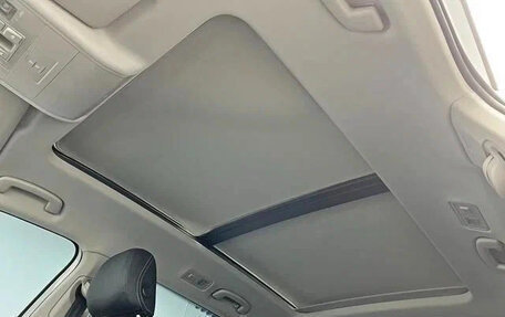 Volkswagen Tiguan II, 2022 год, 2 020 000 рублей, 8 фотография