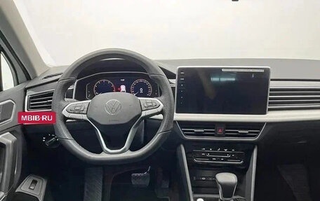 Volkswagen Tiguan II, 2022 год, 2 020 000 рублей, 7 фотография