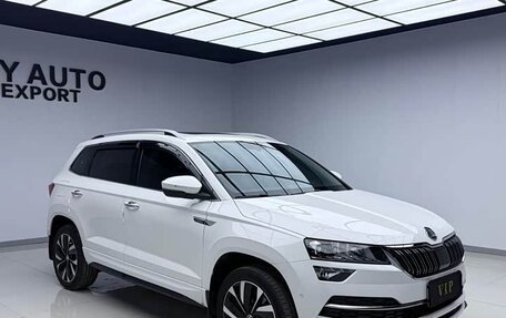 Skoda Karoq I, 2022 год, 2 232 000 рублей, 2 фотография