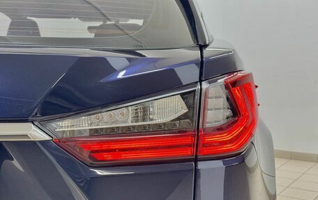 Lexus RX IV рестайлинг, 2019 год, 4 389 000 рублей, 10 фотография