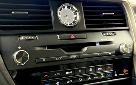 Lexus RX IV рестайлинг, 2019 год, 4 389 000 рублей, 17 фотография