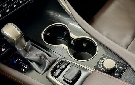 Lexus RX IV рестайлинг, 2019 год, 4 389 000 рублей, 22 фотография