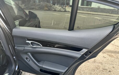 Porsche Panamera II рестайлинг, 2011 год, 3 800 000 рублей, 14 фотография