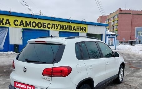 Volkswagen Tiguan I, 2015 год, 1 595 000 рублей, 4 фотография