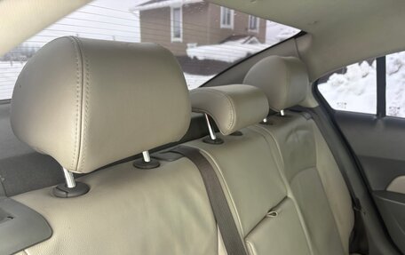 Chevrolet Cruze II, 2010 год, 725 000 рублей, 6 фотография