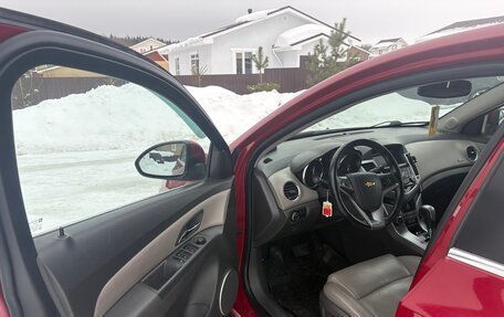 Chevrolet Cruze II, 2010 год, 725 000 рублей, 7 фотография