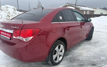 Chevrolet Cruze II, 2010 год, 725 000 рублей, 10 фотография
