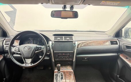 Toyota Camry, 2016 год, 2 099 000 рублей, 7 фотография