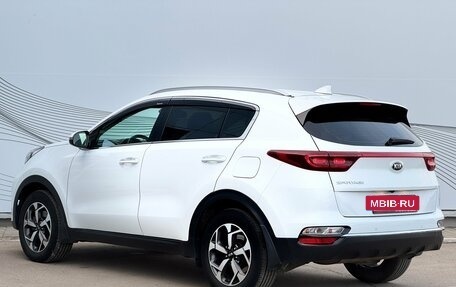 KIA Sportage IV рестайлинг, 2020 год, 2 440 000 рублей, 5 фотография