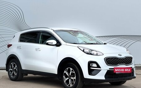 KIA Sportage IV рестайлинг, 2020 год, 2 440 000 рублей, 4 фотография