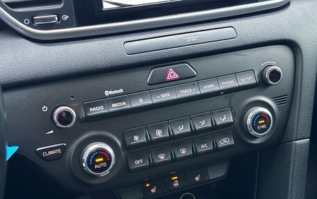 KIA Sportage IV рестайлинг, 2020 год, 2 440 000 рублей, 17 фотография