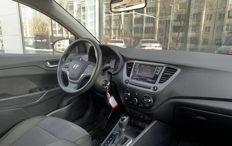 Hyundai Solaris II рестайлинг, 2021 год, 1 630 000 рублей, 9 фотография