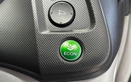 Honda Insight II рестайлинг, 2009 год, 887 000 рублей, 18 фотография