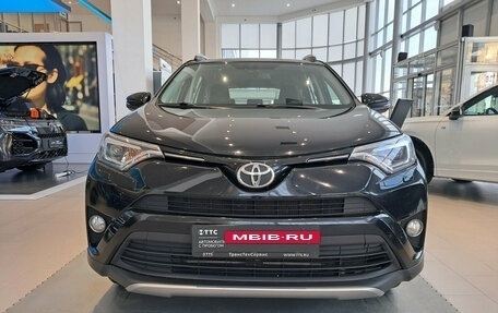 Toyota RAV4, 2018 год, 2 479 000 рублей, 2 фотография