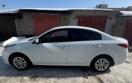 KIA Rio IV, 2017 год, 1 200 000 рублей, 4 фотография